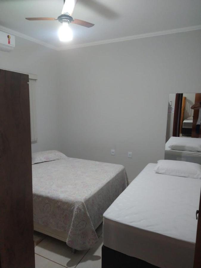Villa Casa De Temporada Seja Bem Vindos à Olímpia Extérieur photo